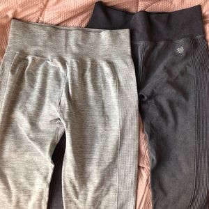 Forever 21 seamless leggings bundle